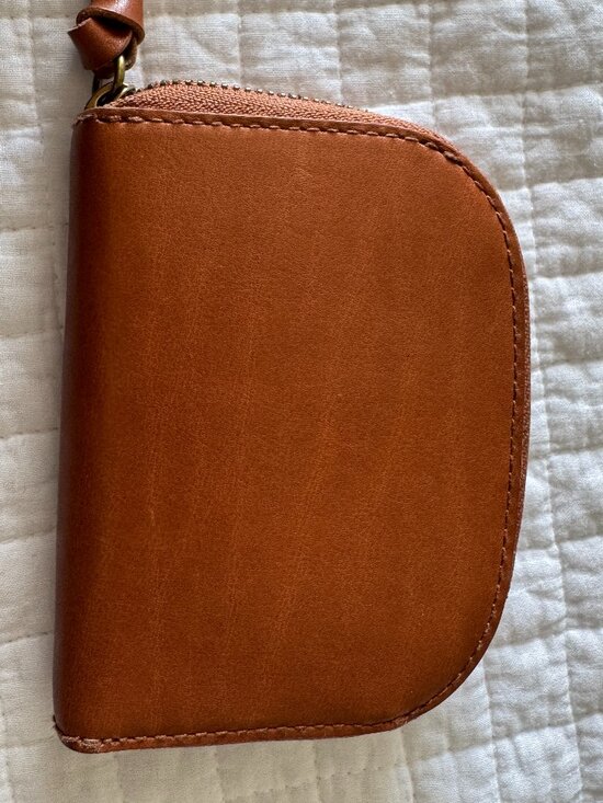 Madewell Accessories - Madewell zip wallet
